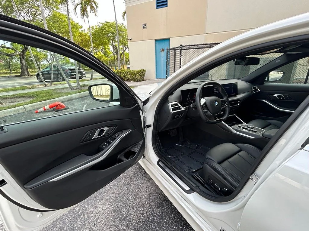 Used 2025 White BMW 330i image 15