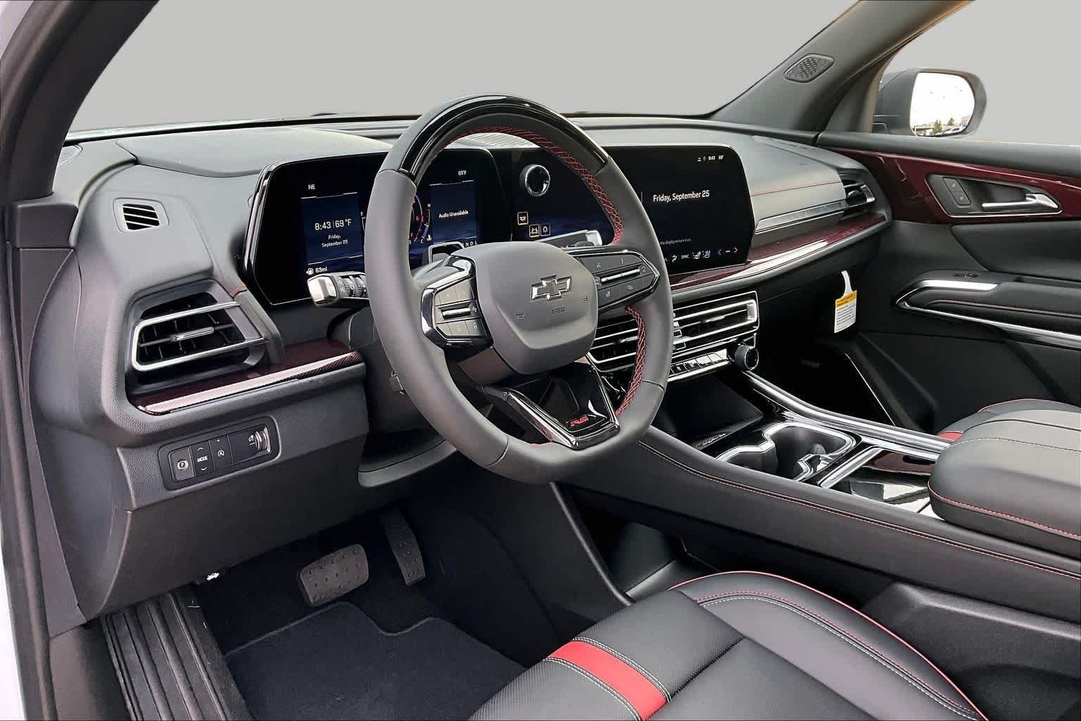 2027 Chevrolet Traverse RS - Photo 10