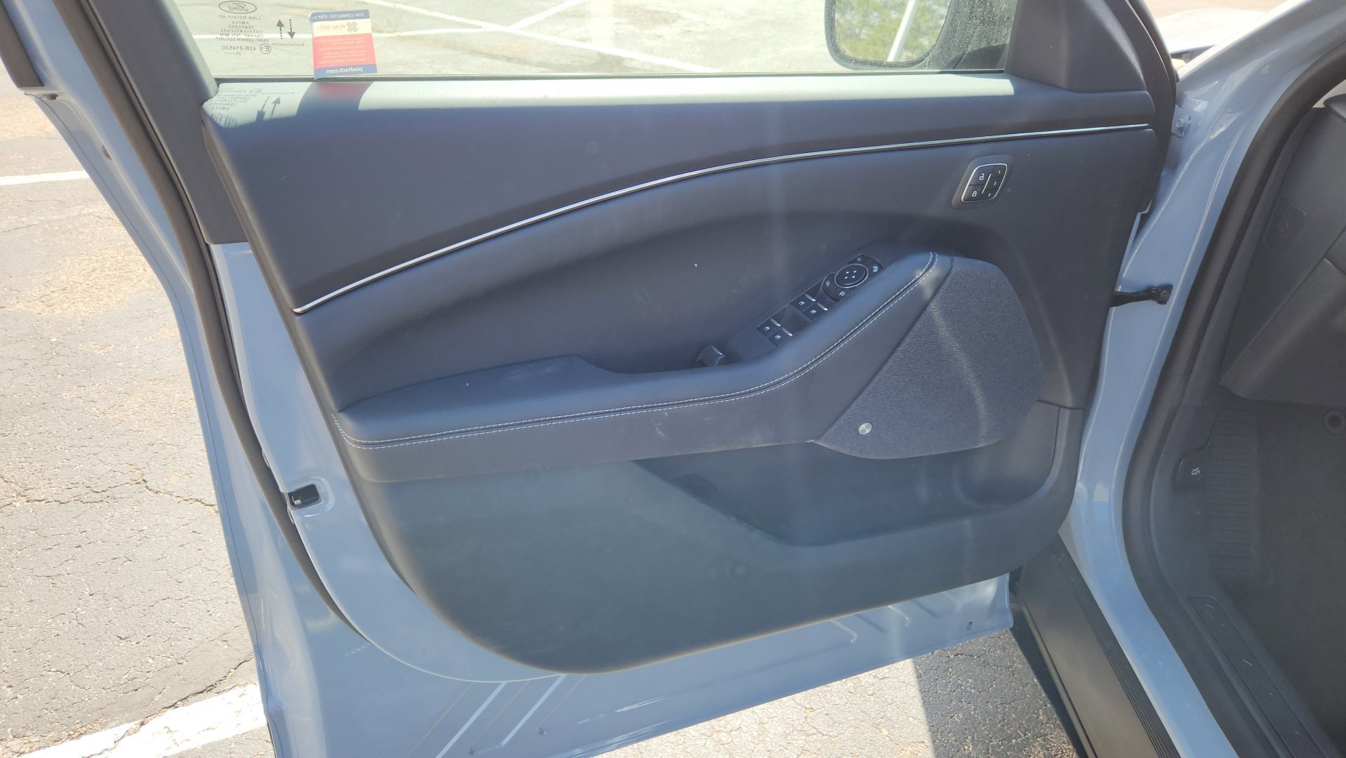 New 2026 Glacier Gray Metallic Tri-coat Ford Premium image 23