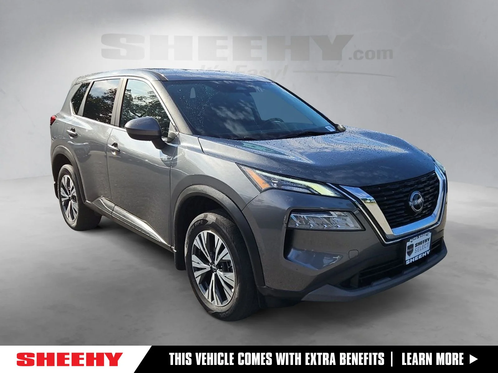 Used 2023 Gray Nissan SV image 1