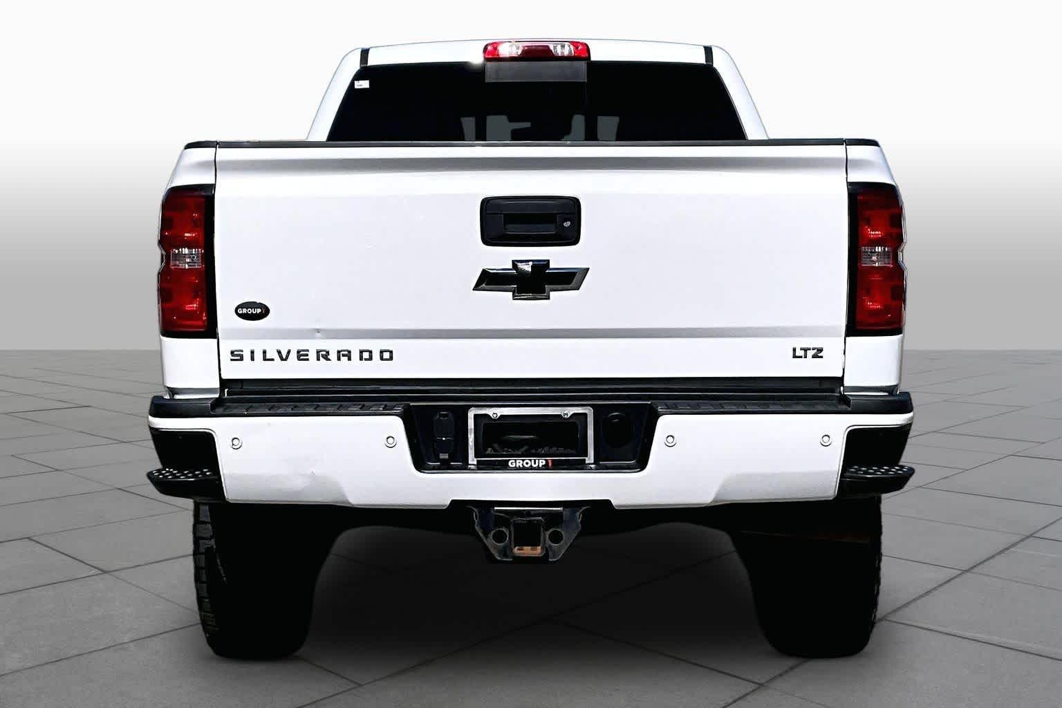 Used 2019 Summit White Chevrolet LTZ image 5