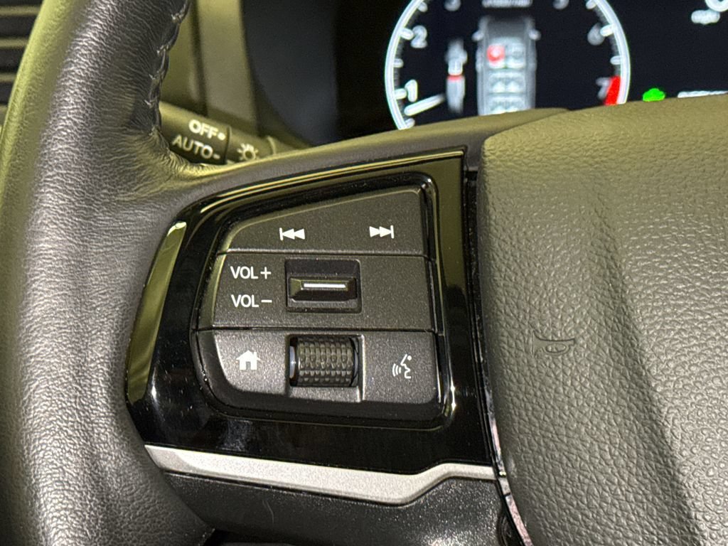 2025 Honda Odyssey Elite - Photo 69