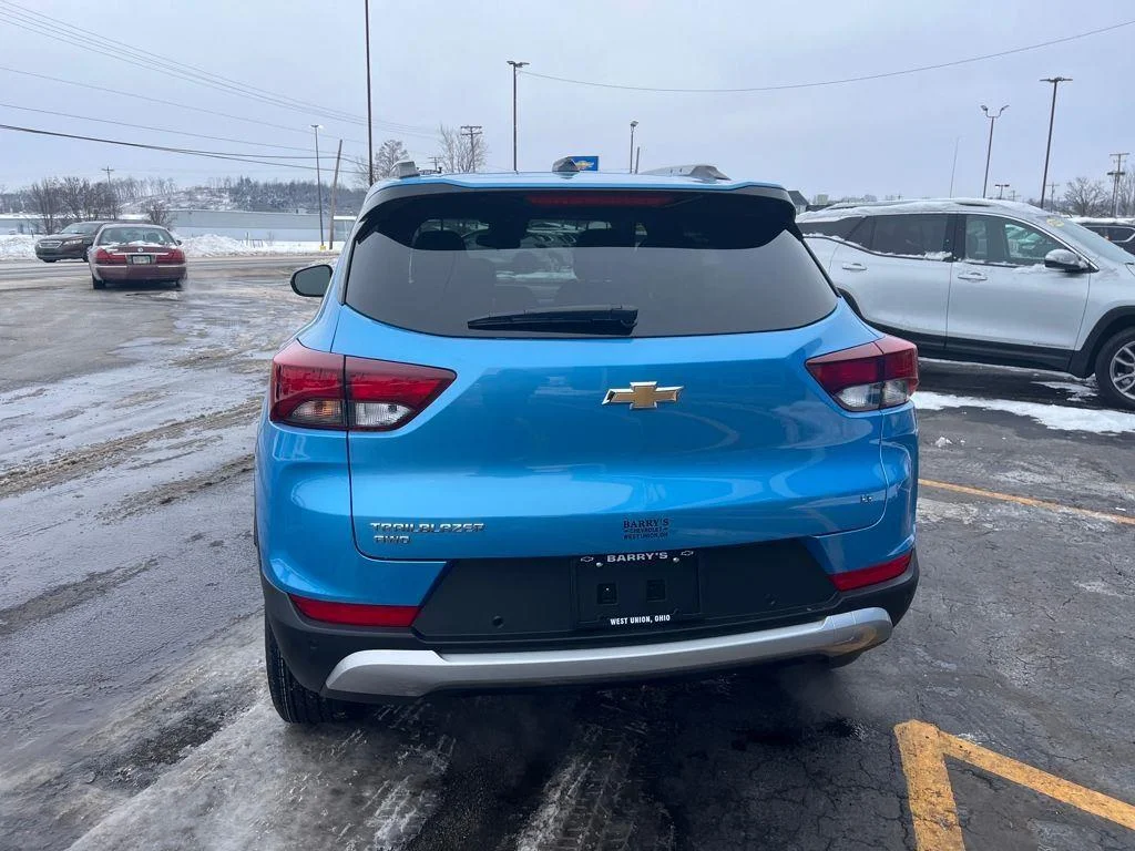 New 2026 Marina Blue Metallic Chevrolet LT image 3