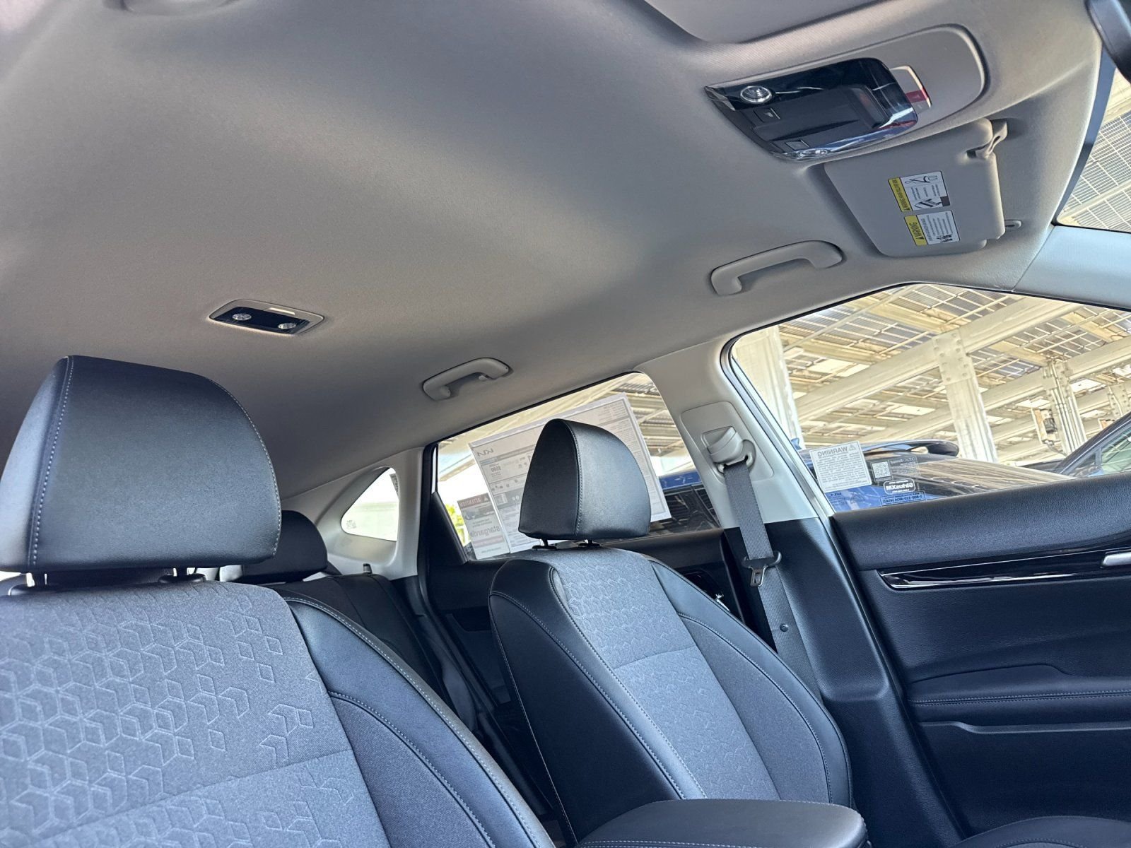 New 2026 Snow White Pearl Kia S image 18