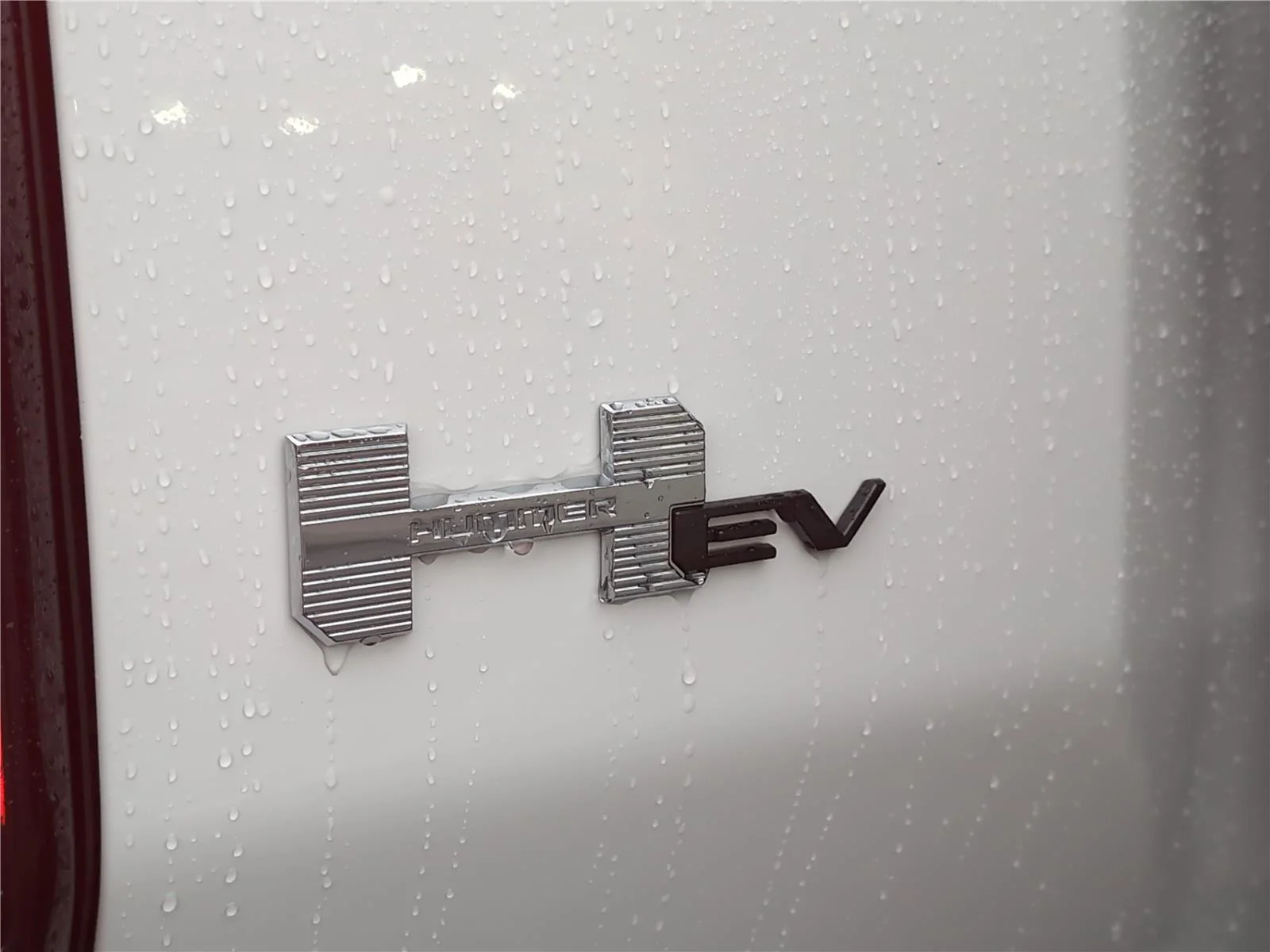 New 2025 Interstellar White GMC 2X image 32