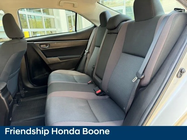 Used 2018 Silver Toyota LE image 31