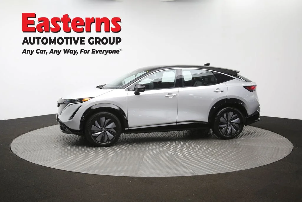 Used 2023 Silver Nissan ENGAGE image 56