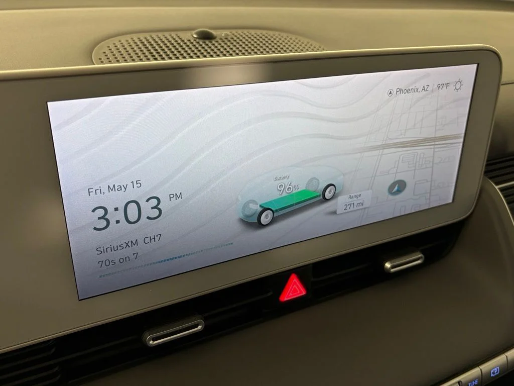 Used 2024 Blue Hyundai SEL image 25