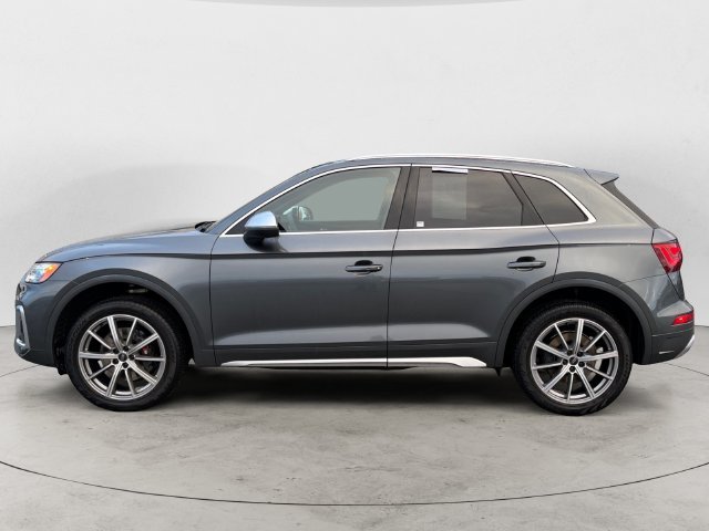 Used 2024 Gray Audi Premium Plus image 8
