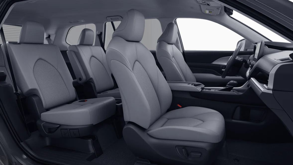 New 2026 Wind Chill Pearl Toyota XLE image 28