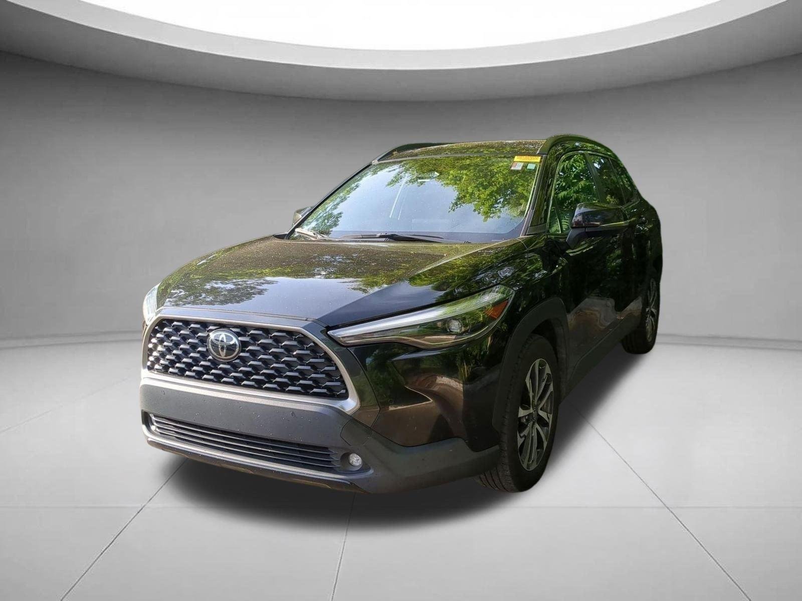 Used 2023 -SELECT- Toyota XLE image 1