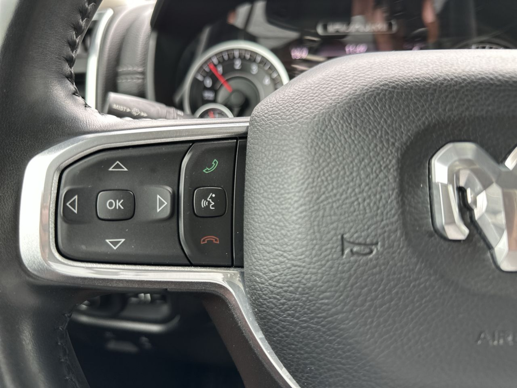 Used 2022 Silver Ram Laramie image 30