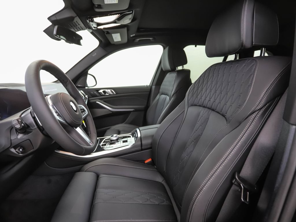 New 2026 Carbon Black Metallic BMW xDrive40i image 11
