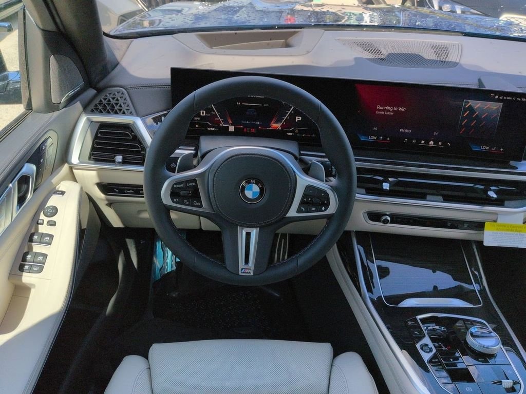 New 2027 Tanzanite Blue II Metallic BMW M60i image 16