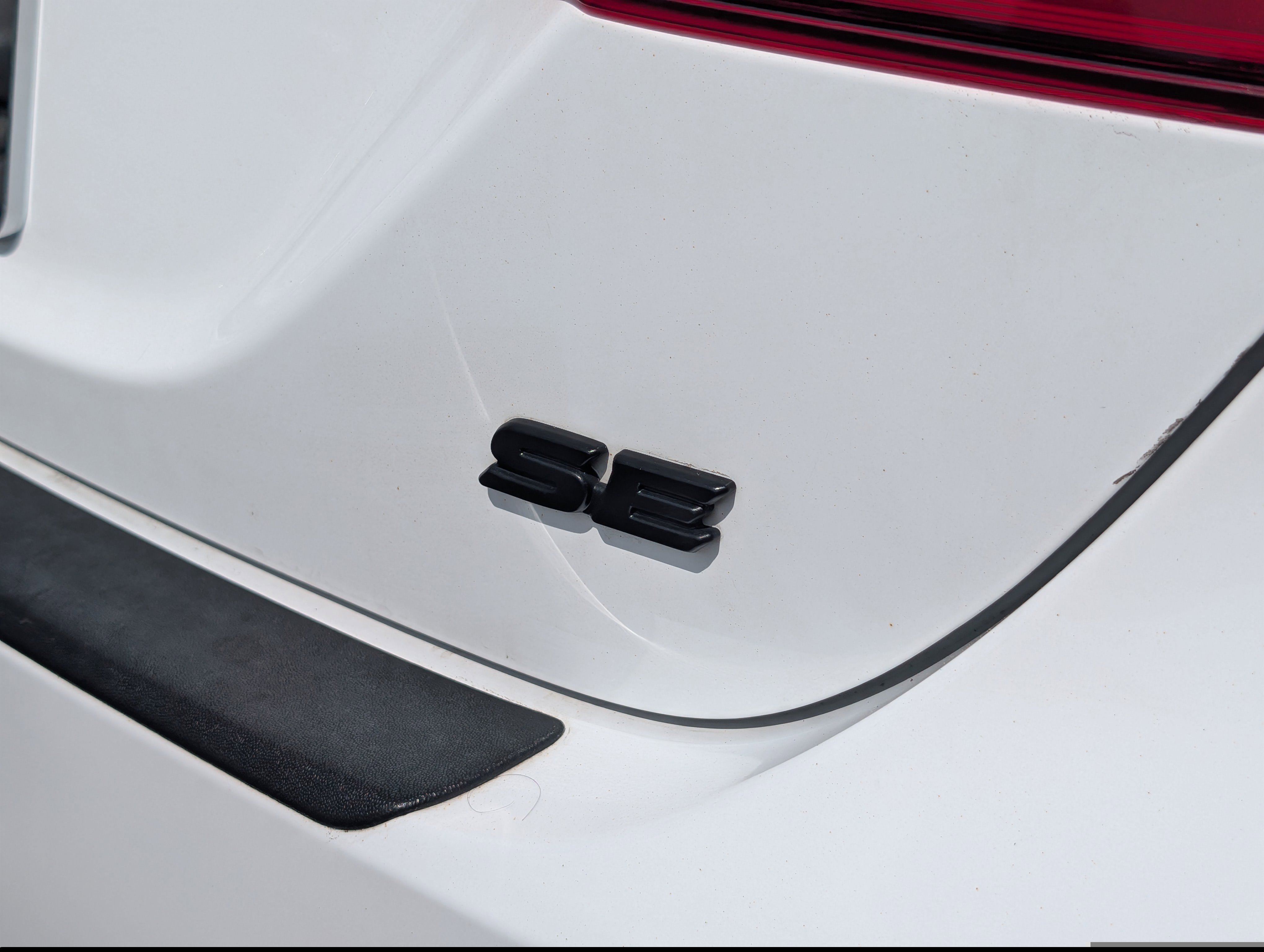 Used 2024 Ice Toyota SE image 8