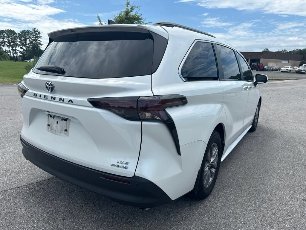 Used 2024 Wind Chill Pearl Toyota XLE image 8