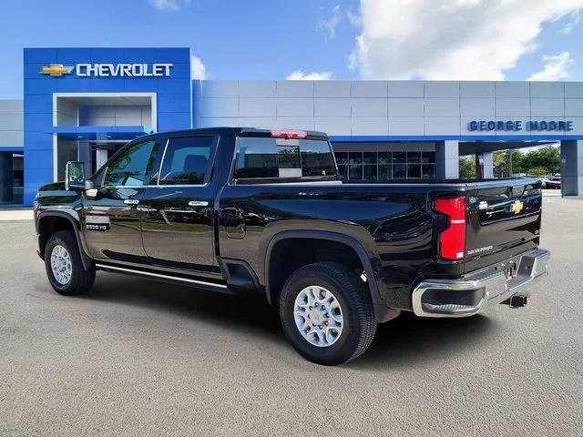 2025 Chevrolet Silverado 2500HD LTZ - Photo 3