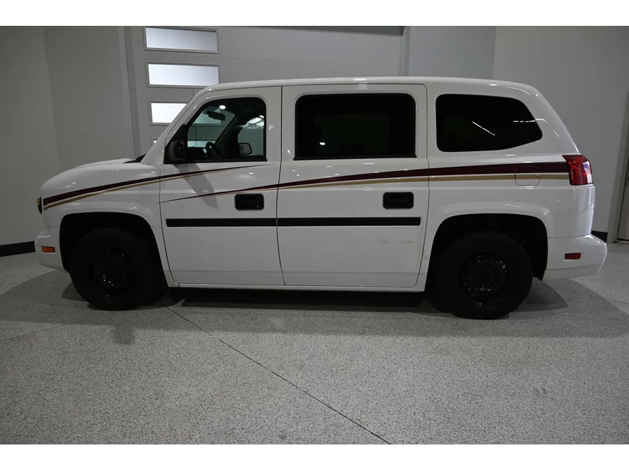 Used 2014 WHITE VPG DX Mobility Handicap Van image 9