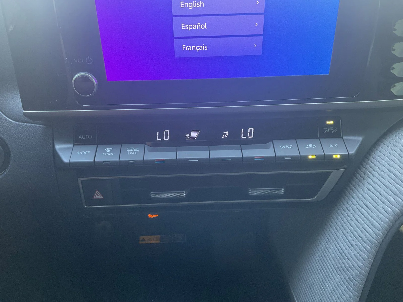 2025 Toyota Camry SE - Photo 22