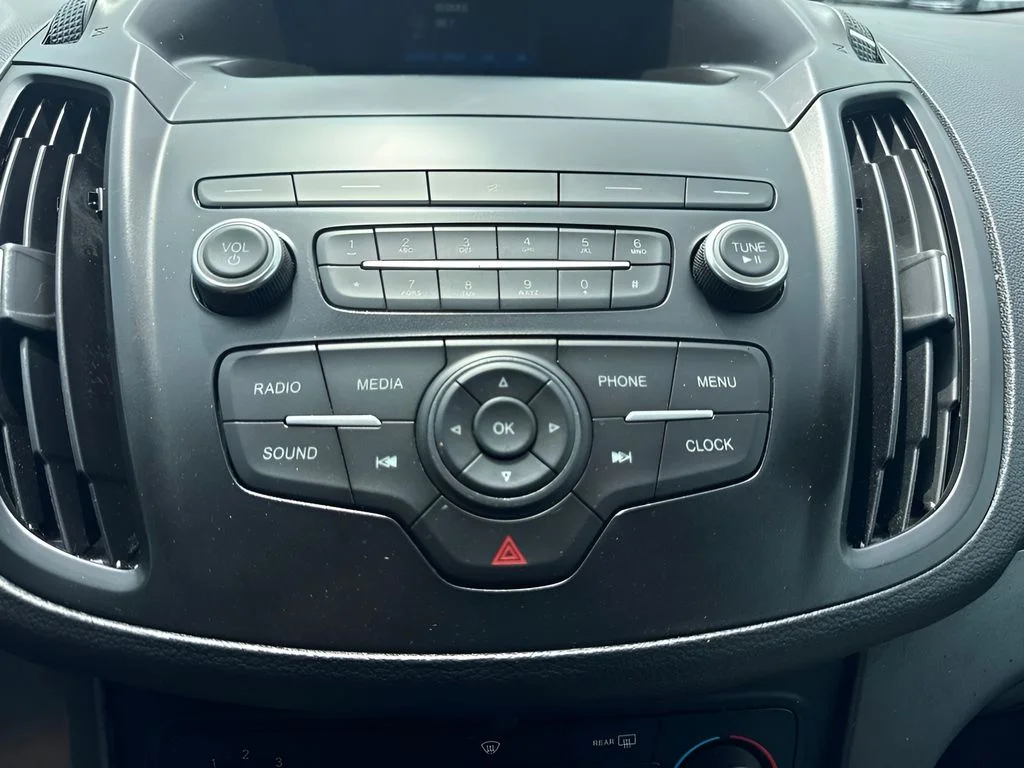 Used 2019 Gray Ford S image 9