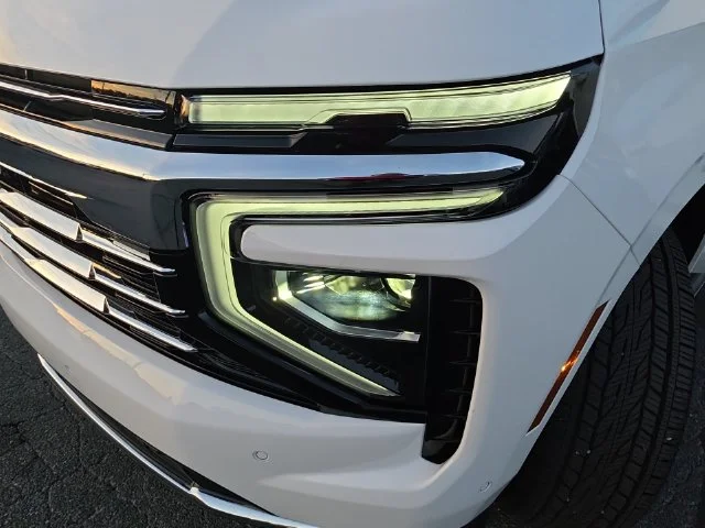 Used 2026 White Chevrolet LT image 33