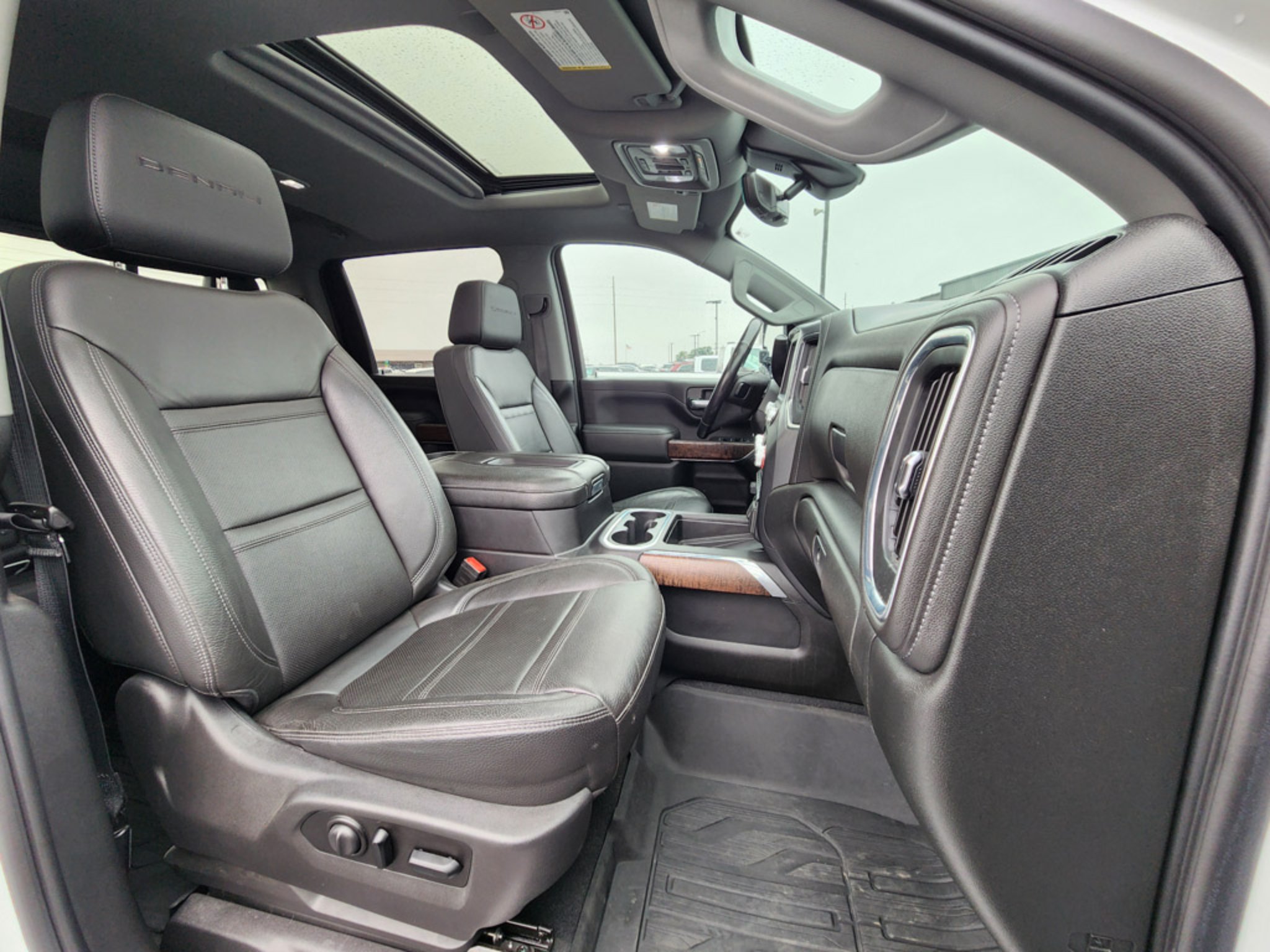Used 2020 Summit White GMC Denali image 11