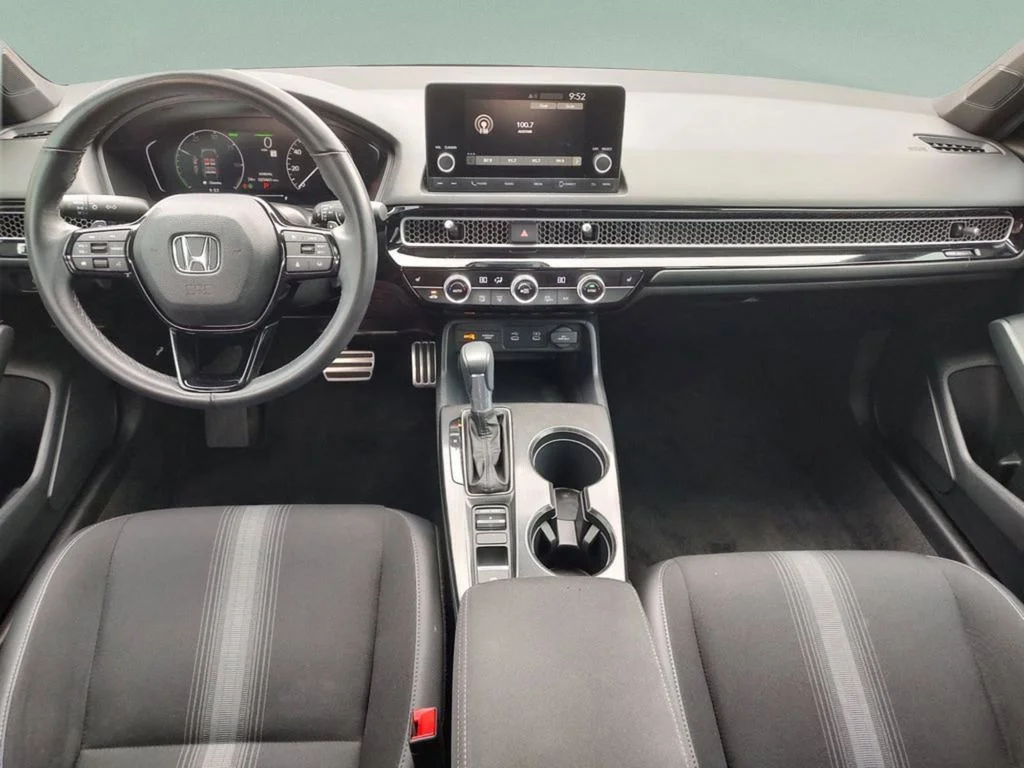 Used 2025 White Honda Sport image 9