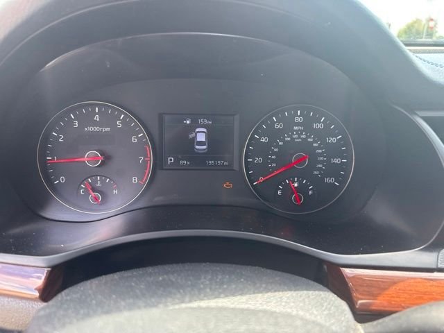 Used 2017 Black Kia Premium image 33