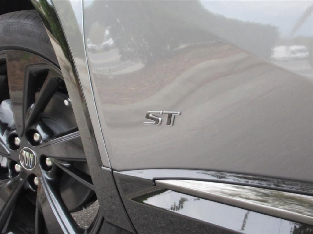 2026 Buick Envision Sport Touring - Photo 8