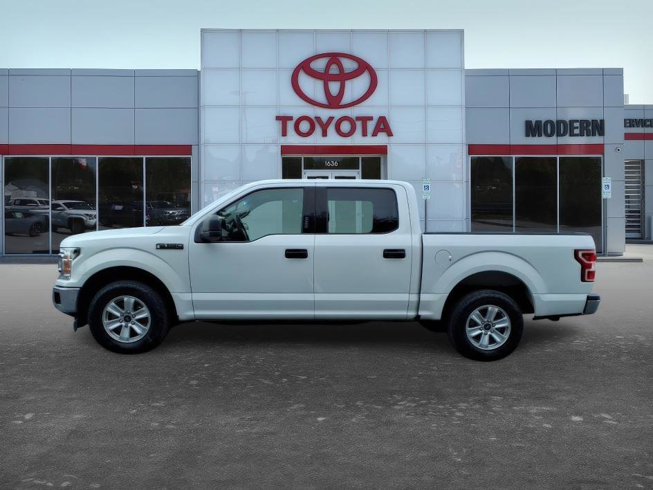 Used 2018 Oxford White Ford XLT image 3
