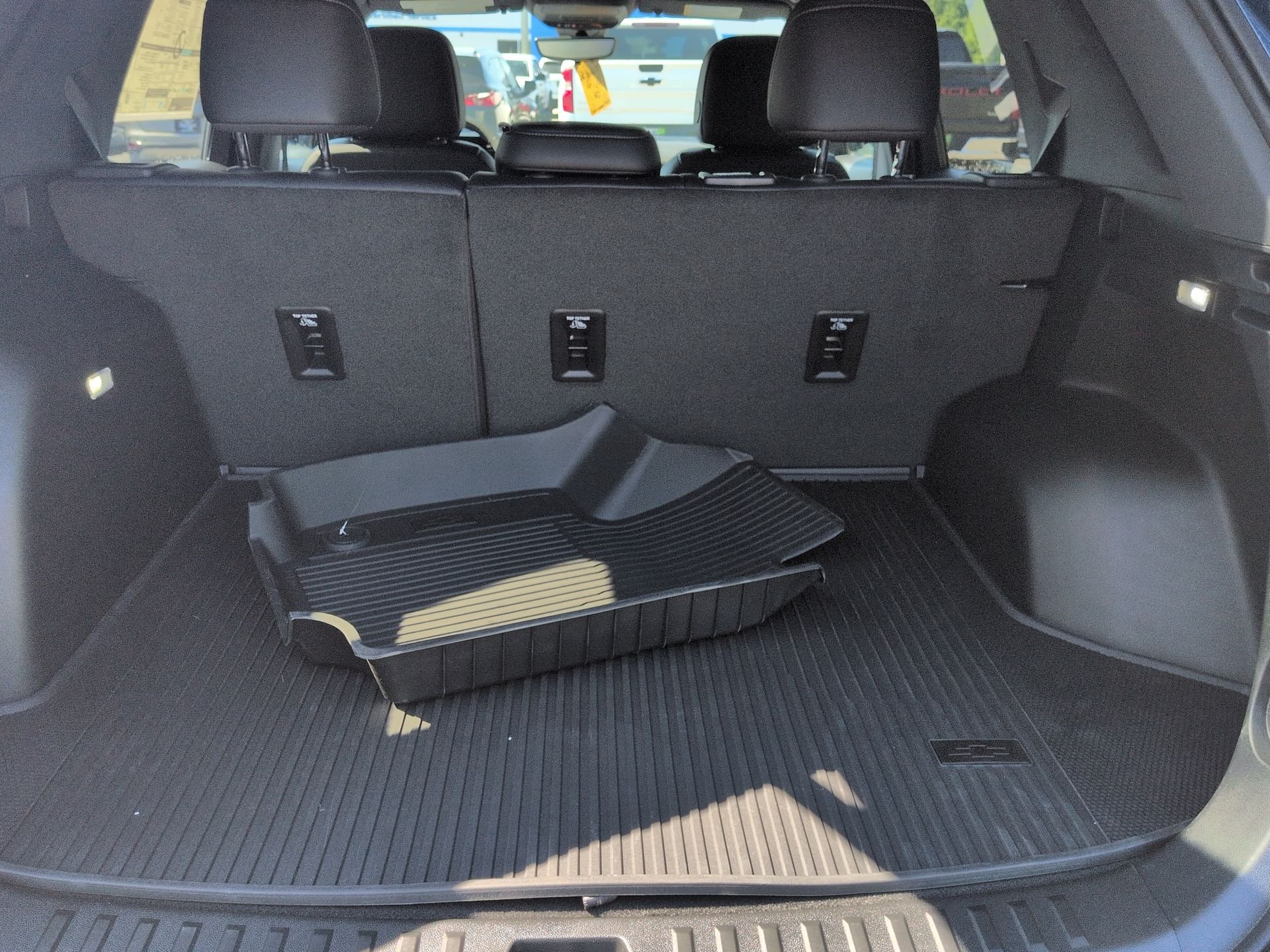 2027 Chevrolet Equinox photo 64 of 79