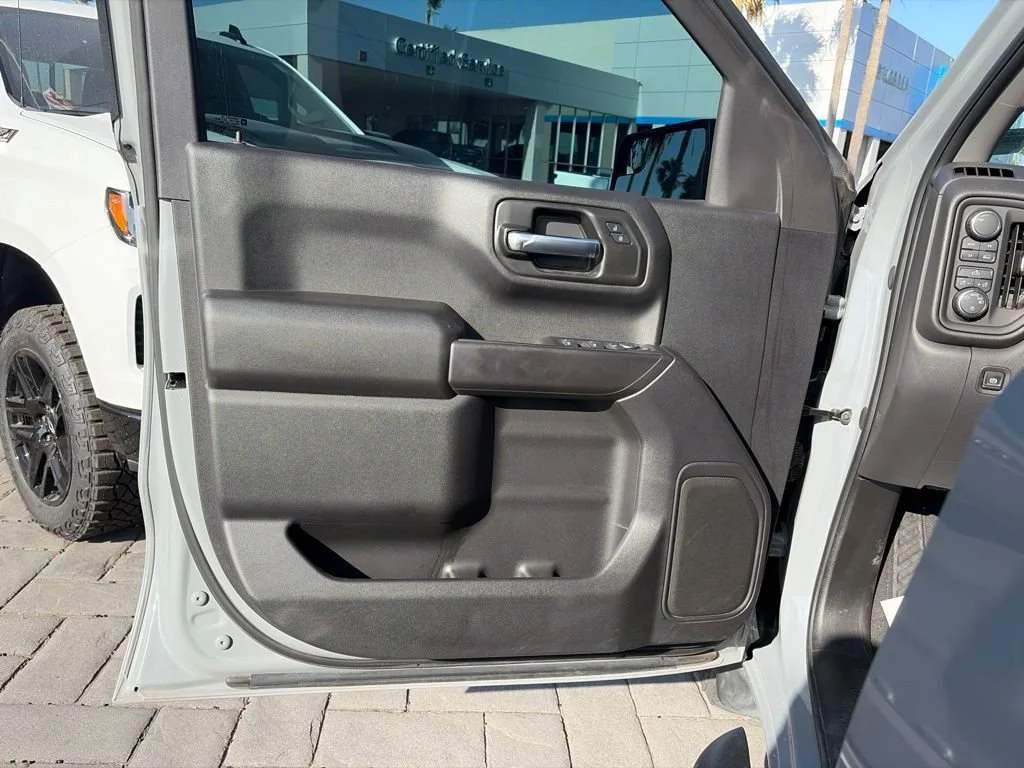 Used 2024 Slate Gray Metallic Chevrolet Custom image 12