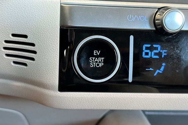 Used 2024 Blue Hyundai SEL image 25