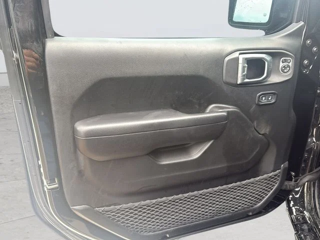 Used 2019 Black Jeep Unlimited Sport S image 20