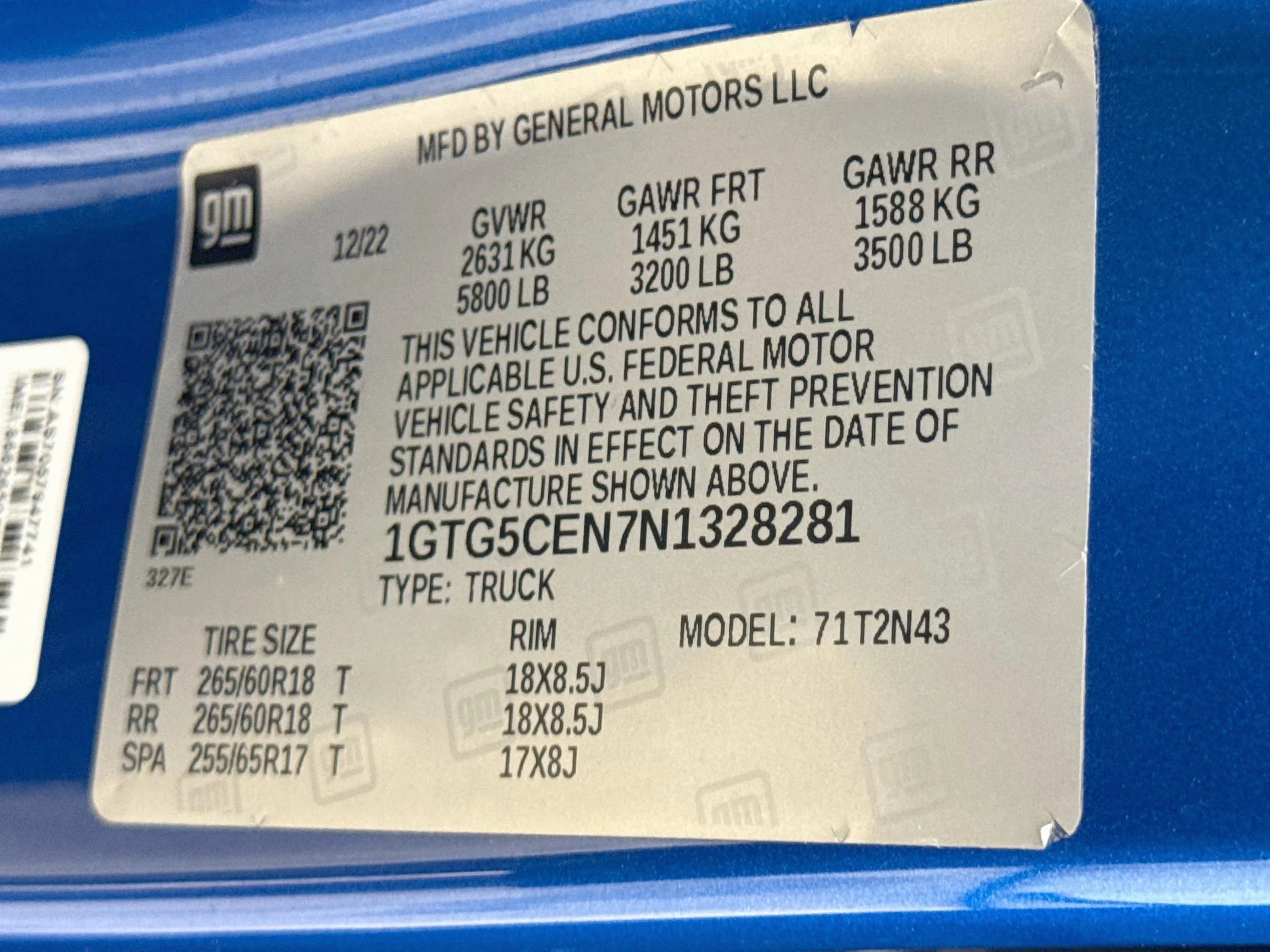 Used 2022 Dynamic Blue Metallic GMC Elevation image 32