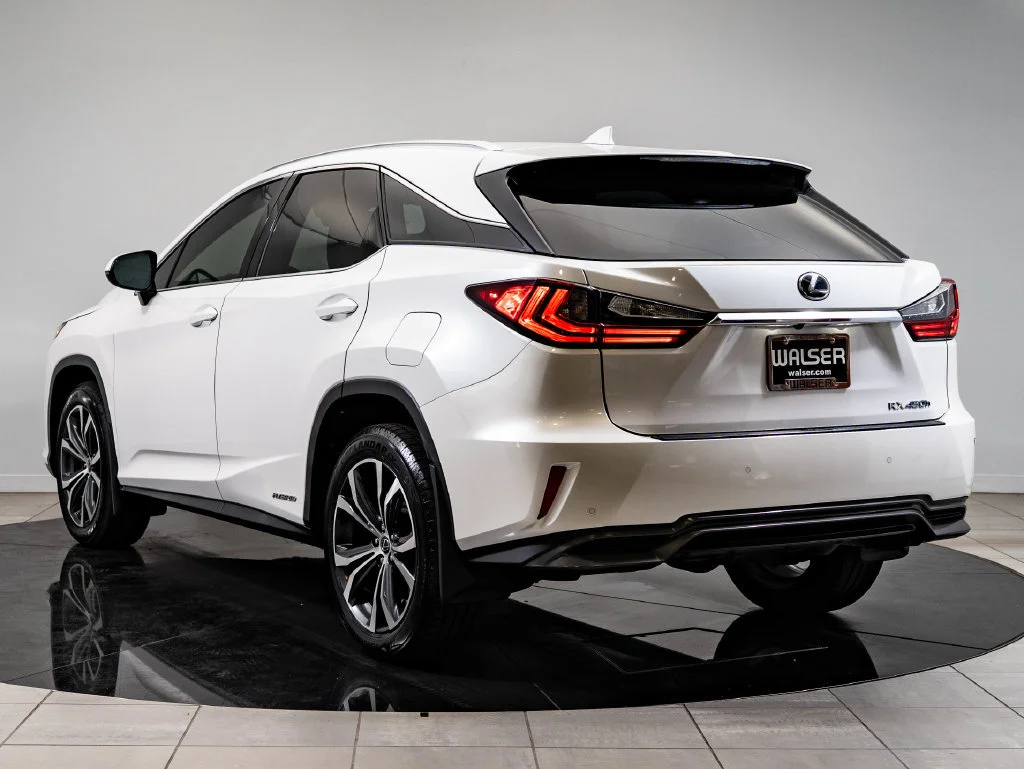 Used 2019 Eminent White Pearl Lexus 450h Premium image 6