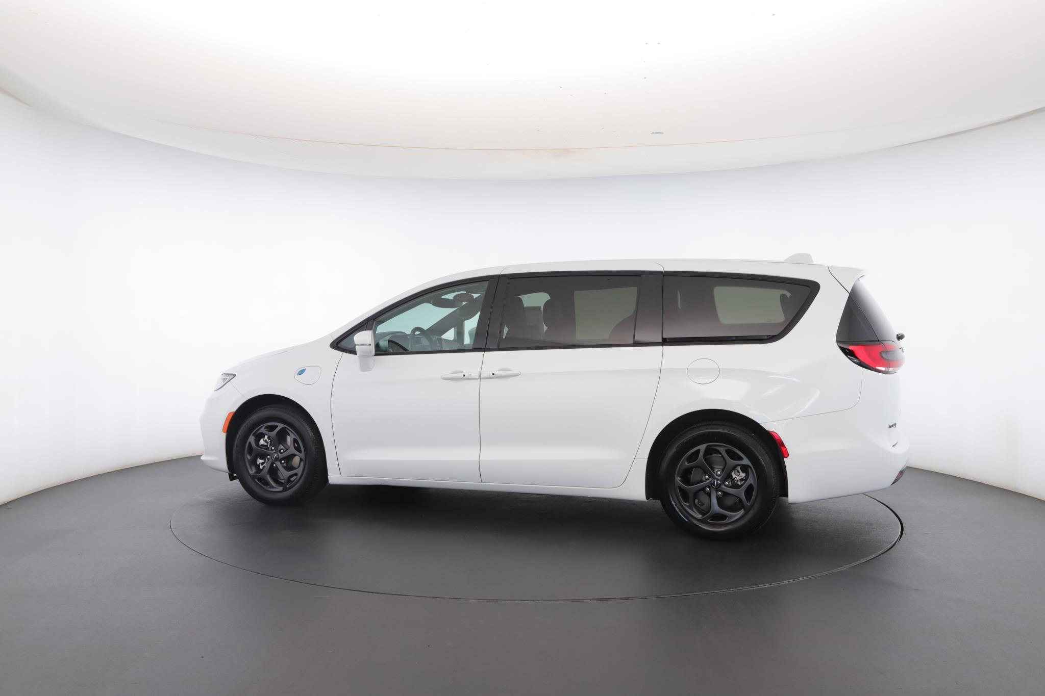 2022 Chrysler Pacifica Hybrid Touring L - Photo 28