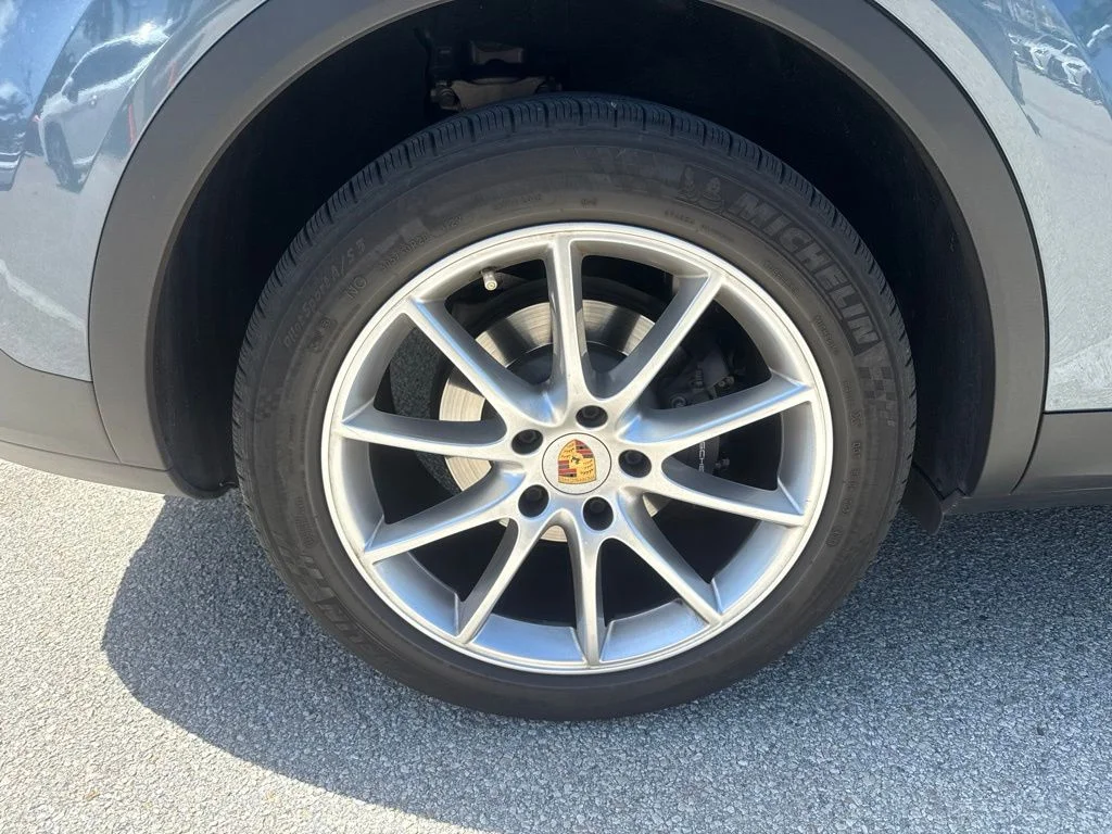 Used 2020 Blue Porsche Base image 11