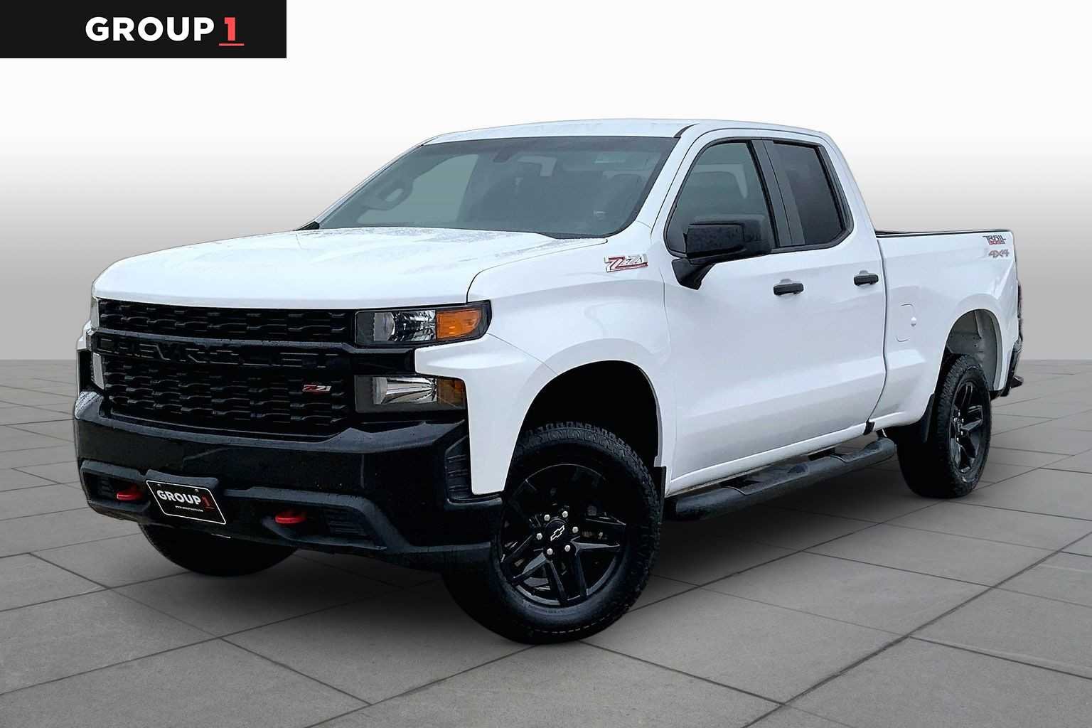 Used 2019 SUMMIT WHITE Chevrolet Custom Trail Boss image 1
