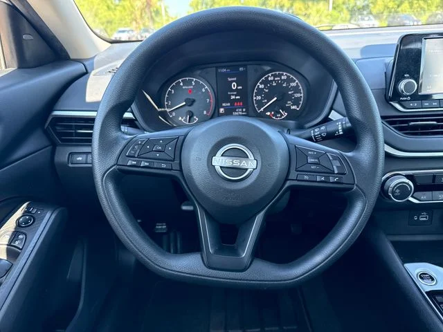 Used 2024 Silver Nissan 2.5 S image 14