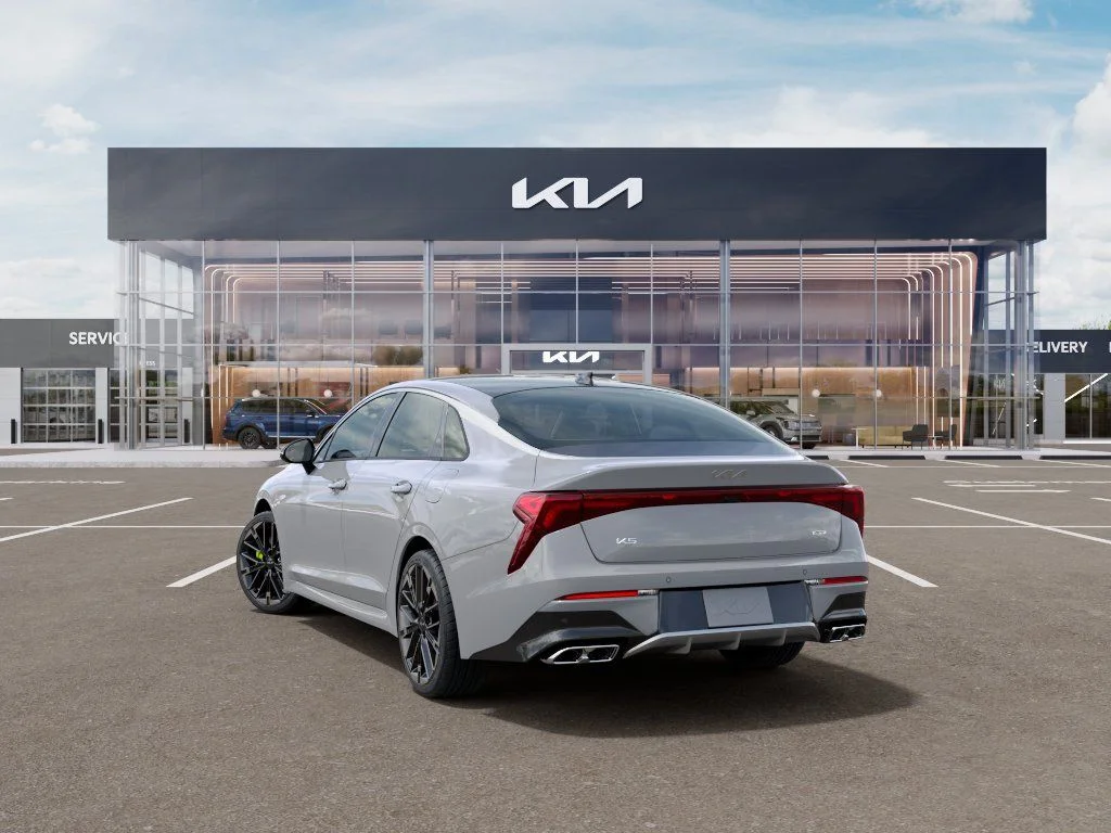 New 2026 Wolf Gray Kia GT image 3
