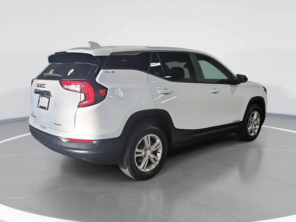 Certified Used 2023 Summit White GMC SLE image 3