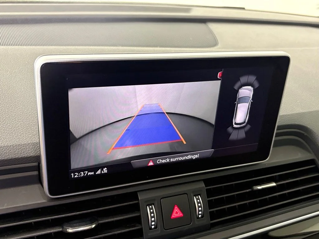 Used 2020 Black Metallic Audi 55 Premium image 24