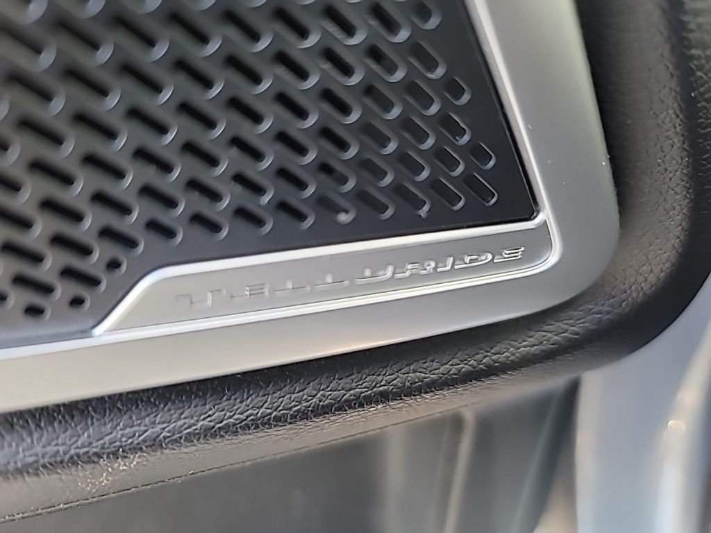 Used 2021 Silver Kia S image 13
