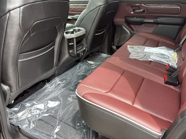 New 2026 Diamond Black Crystal Pearl-Coat Exterior Paint RAM Limited image 15