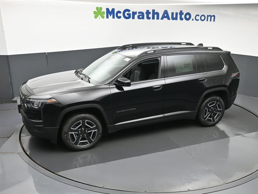 New 2026 Diamond Black Crystal Pearl-Coat Exterior Paint Jeep Laredo image 18