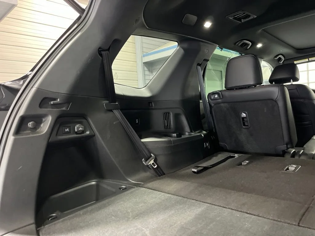 2025 Honda Pilot Black Edition - Photo 80