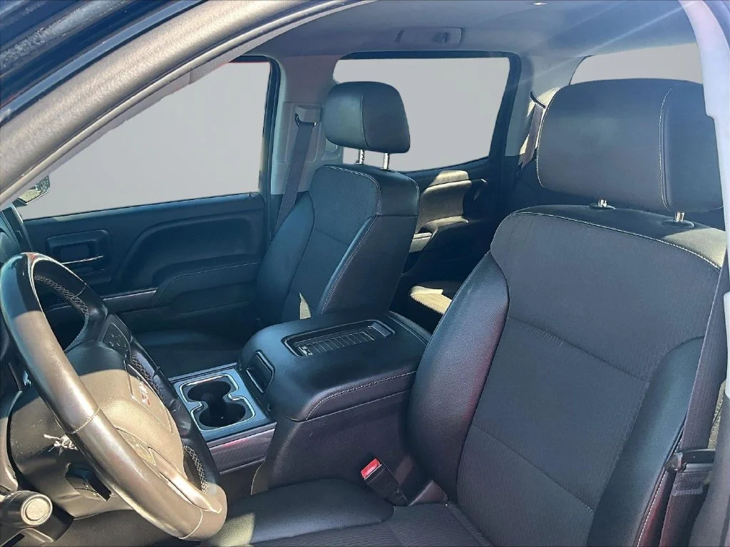 Used 2016 Black GMC SLE image 22