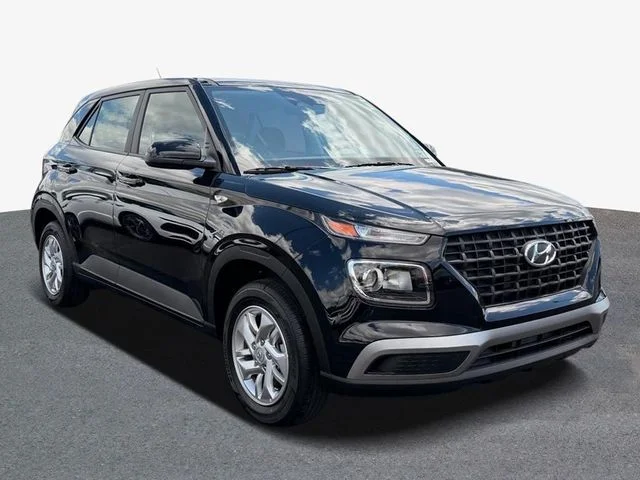 Used 2026 Black Hyundai SE image 4