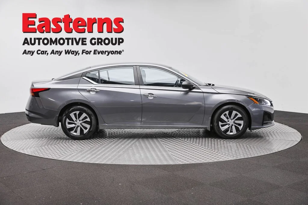 Used 2024 Gray Nissan 2.5 S image 4